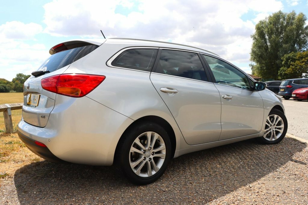 Kia Ceed 1.6 Crdi Ecodynamics 2 Sportswagon Euro 5 Ss Red #10