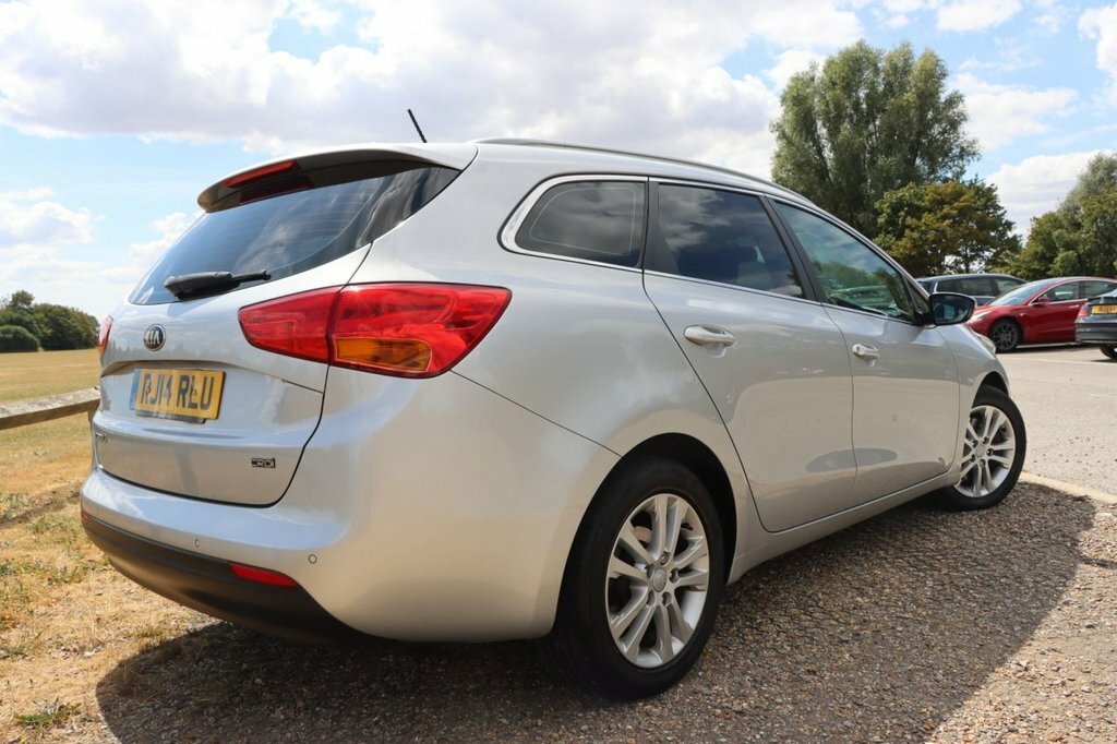 Kia Ceed 1.6 Crdi Ecodynamics 2 Sportswagon Euro 5 Ss Red #9