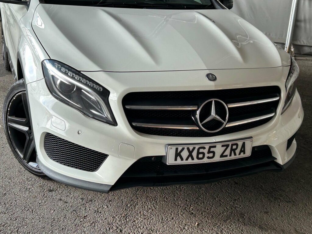 Mercedes-Benz GLA Class 2.1 Gla220d Amg Line Premium Plus 7G-dct 4Matic White #2