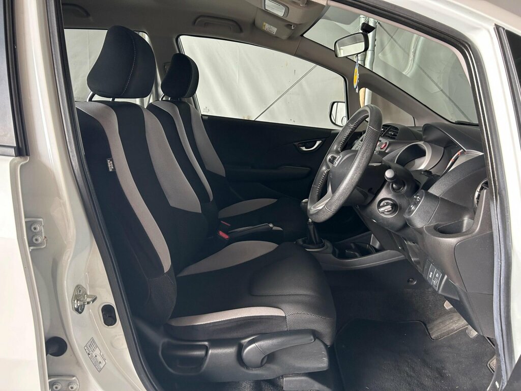 Honda Jazz 1.4 I-vtec Es Plus Cvt Euro 5 Grey #11