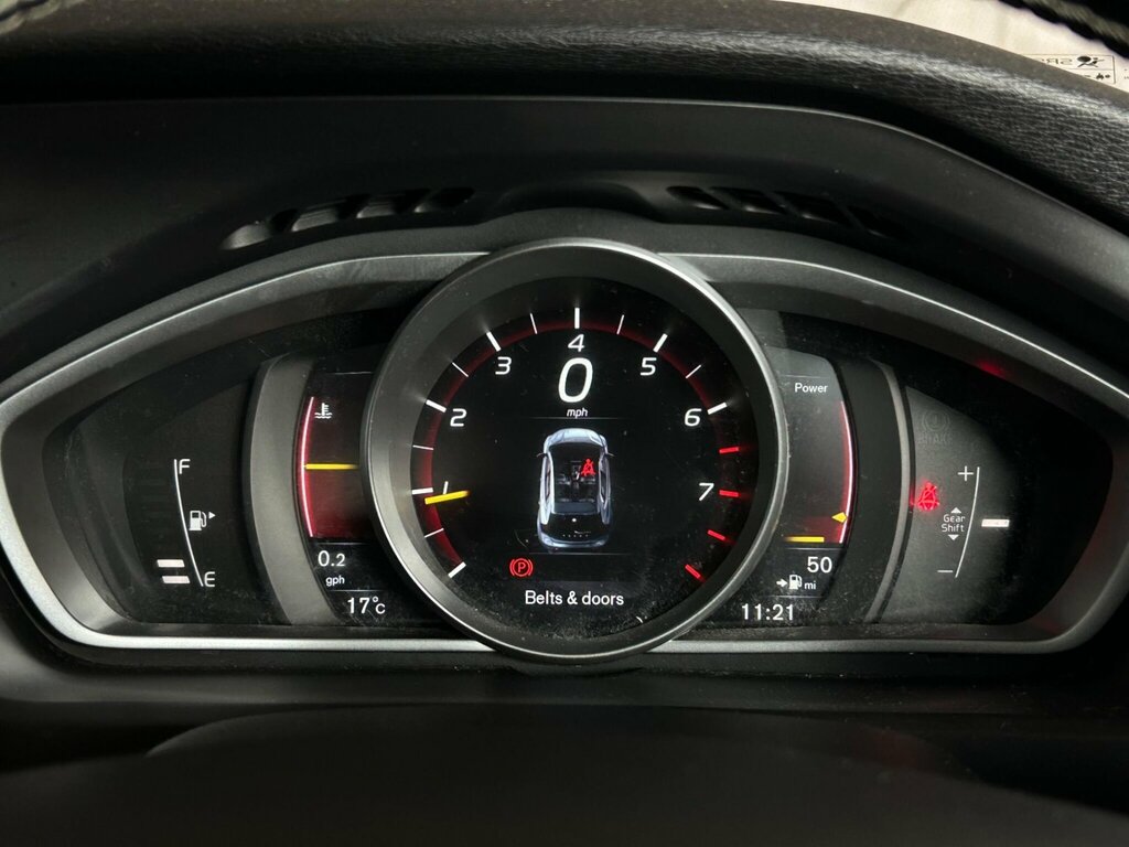 Volvo V40 2.0 D3 Se Lux Nav Euro 6 Ss Black #31