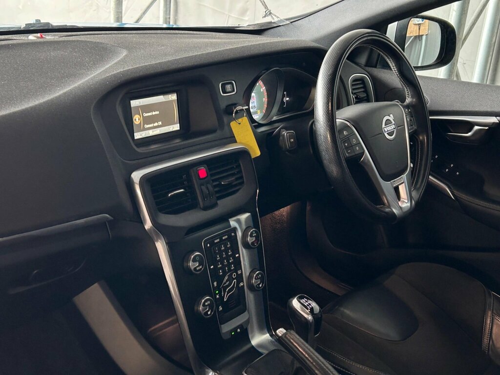 Volvo V40 2.0 D3 Se Lux Nav Euro 6 Ss Black #24