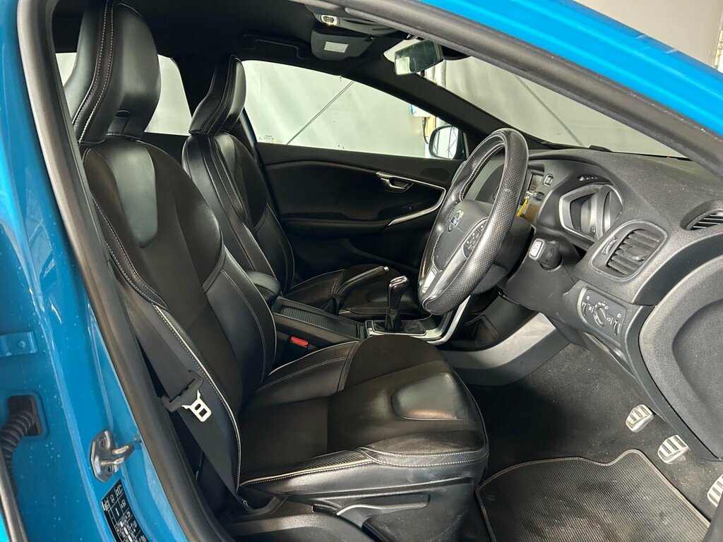 Volvo V40 2.0 D3 Se Lux Nav Euro 6 Ss Black #11