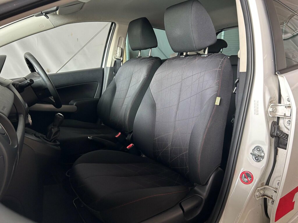 Mazda 2 Venture Edition 5-Door 35 Road Tax Grey #19
