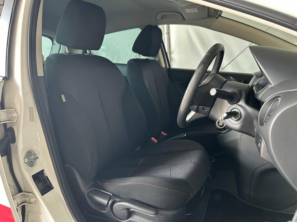 Mazda 2 Venture Edition 5-Door 35 Road Tax Grey #12