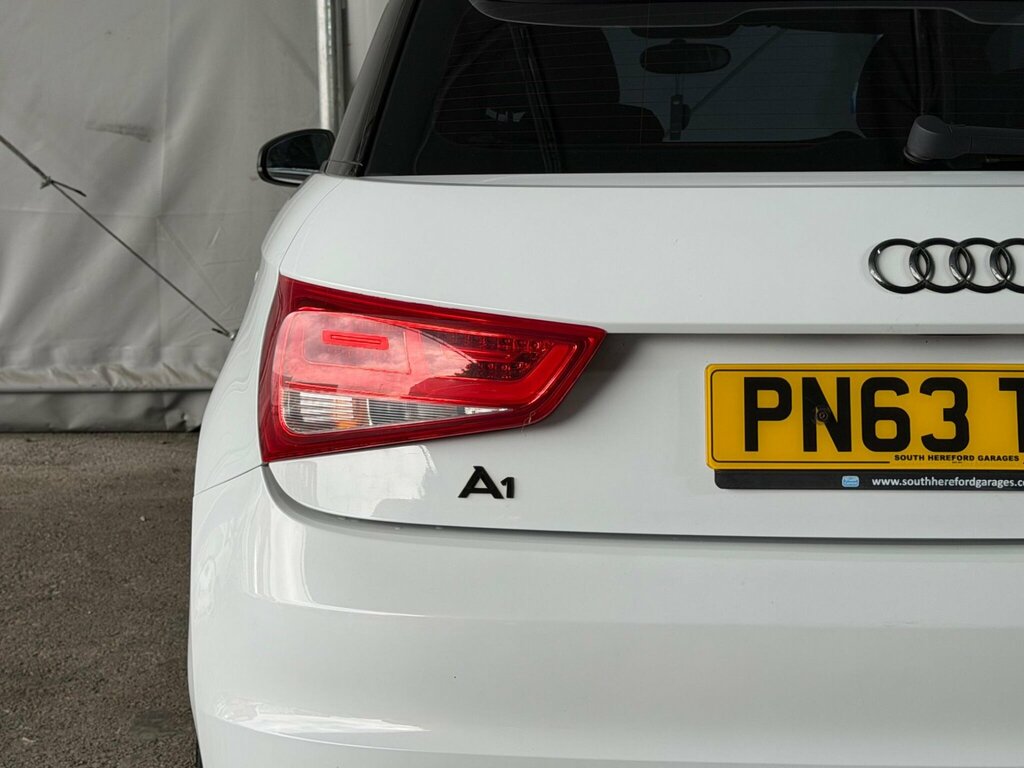 Audi A1 Tfsi Black Edition Sportback S Tronic Euro 5 Red #42