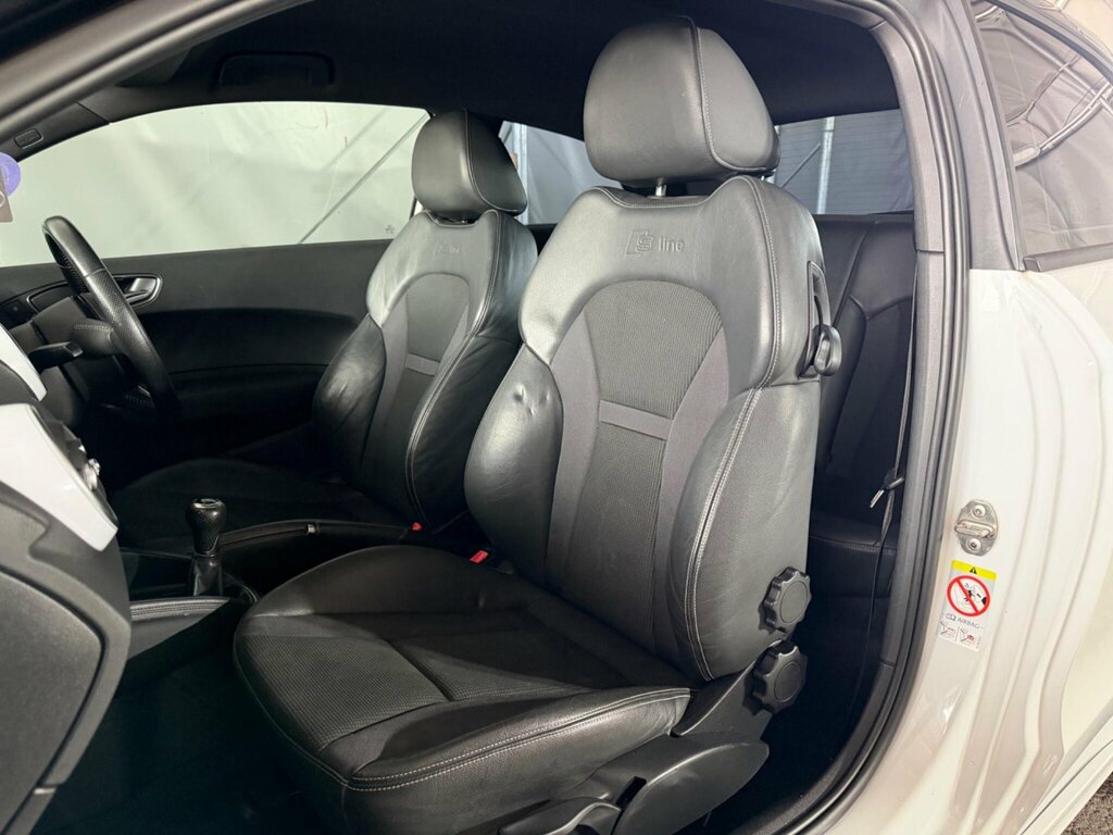 Audi A1 Tfsi Black Edition Sportback S Tronic Euro 5 Red #19