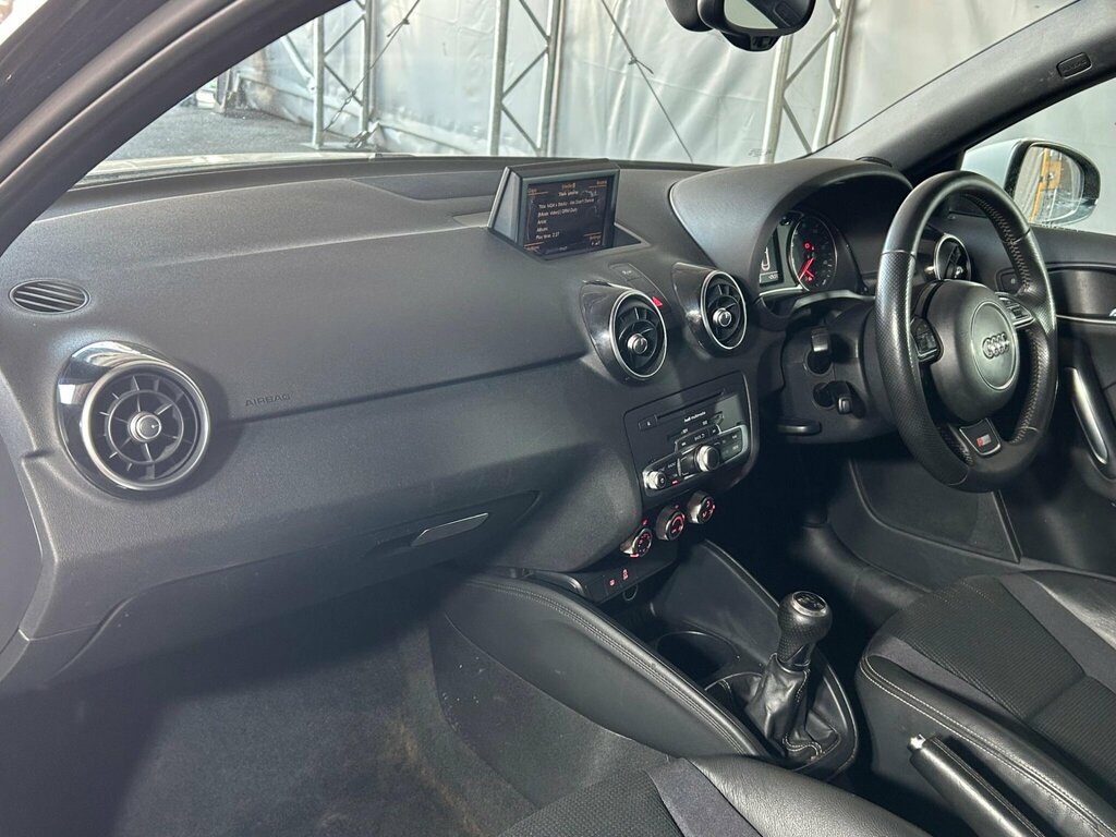 Audi A1 1.4 Tfsi Sport Sportback Euro 5 Silver #18