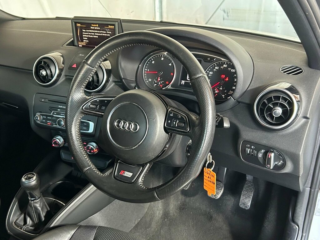 Audi A1 1.4 Tfsi Sport Sportback Euro 5 Silver #37