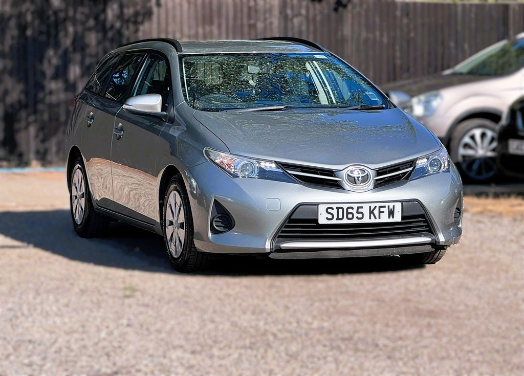 Toyota Auris 1.4 D-4d Active Touring Sports Euro 5 Ss  #4