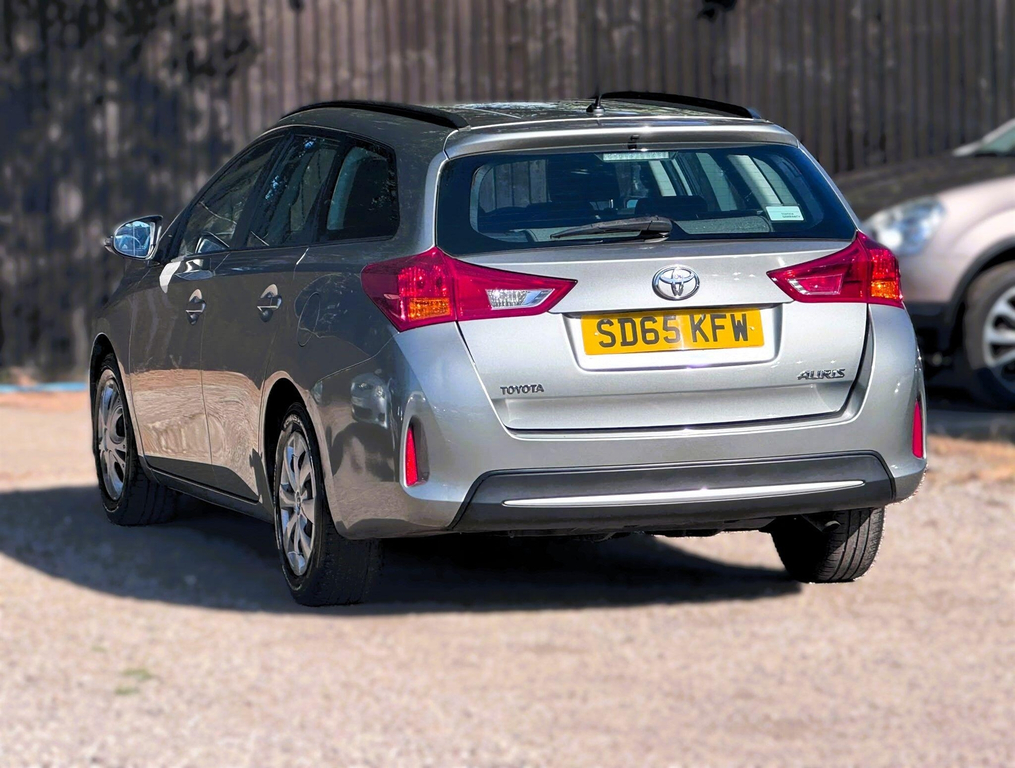 Toyota Auris 1.4 D-4d Active Touring Sports Euro 5 Ss  #5