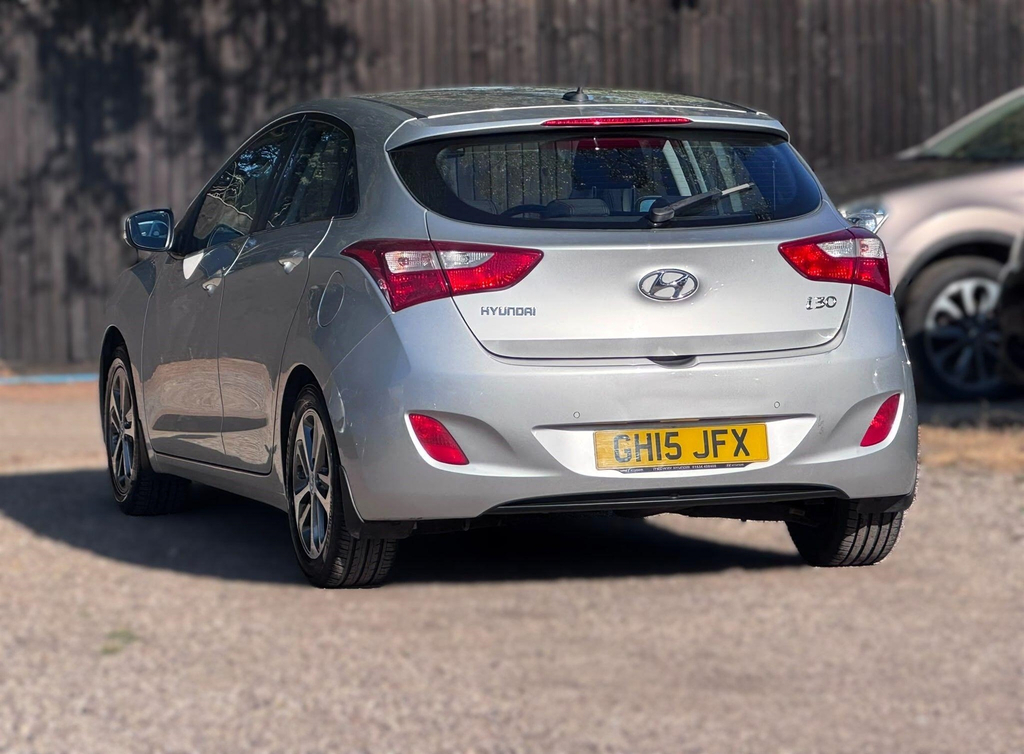 Hyundai I30 1.4 Blue Drive Se Hatchback Euro Brown #12