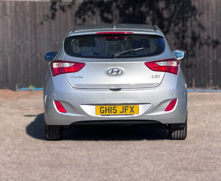 Hyundai I30 1.4 Blue Drive Se Hatchback Euro Brown #16