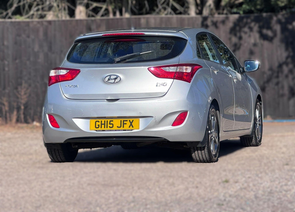 Hyundai I30 1.4 Blue Drive Se Hatchback Euro Brown #18