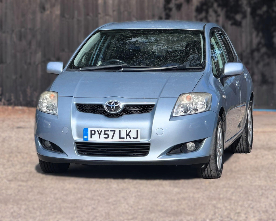 Toyota Auris 1.6 Vvt-i Tr #2