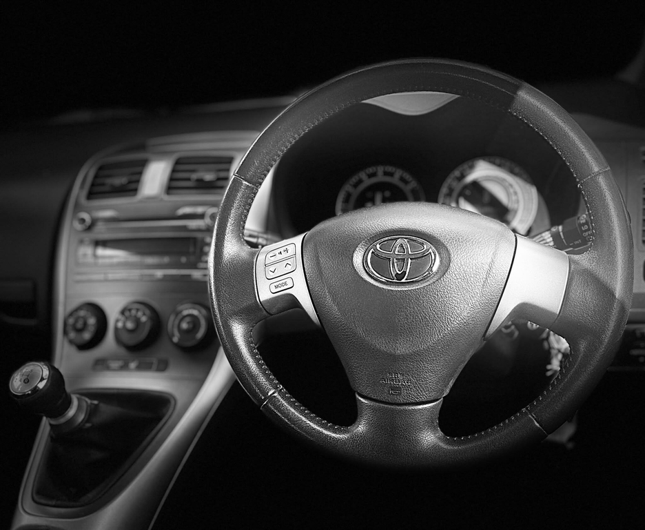 Toyota Auris Tr Vvt-i 5-Door Silver #31