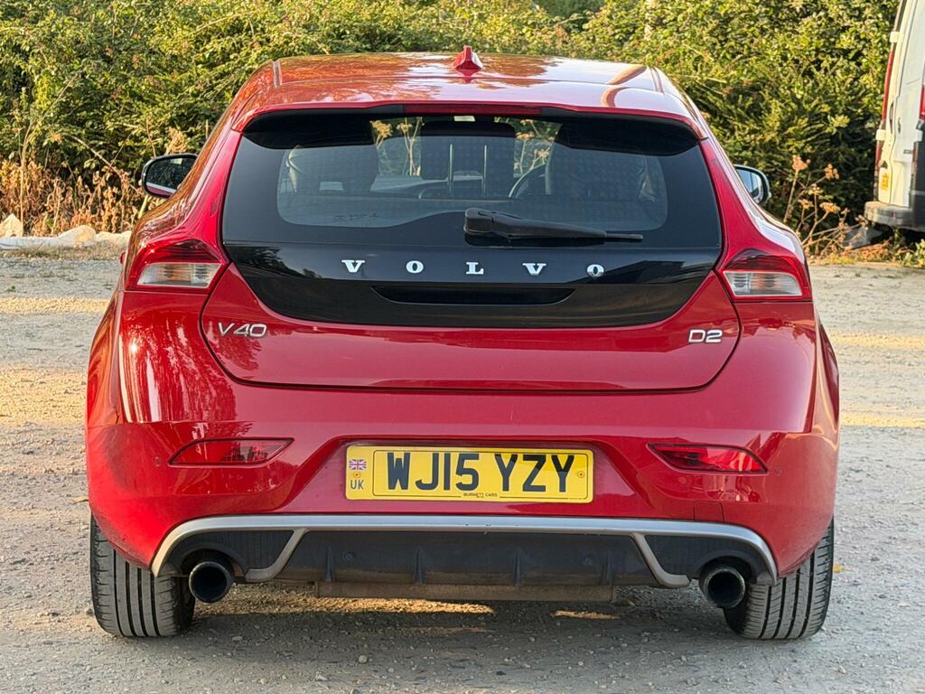Volvo V40 R-design Nav Red #6