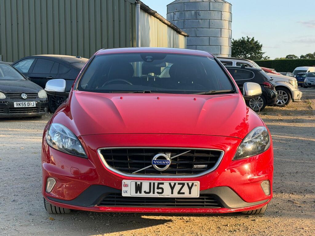 Volvo V40 R-design Nav Red #2