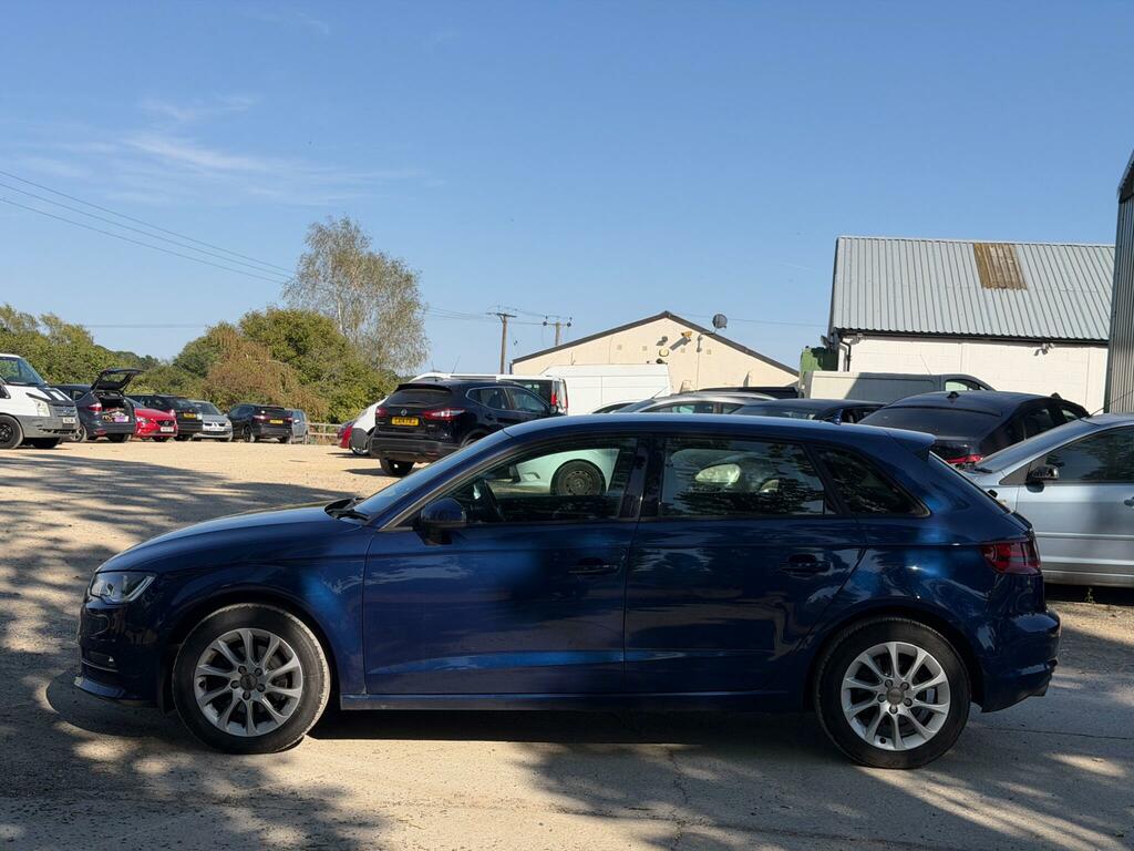 Audi A3 Se Blue #4