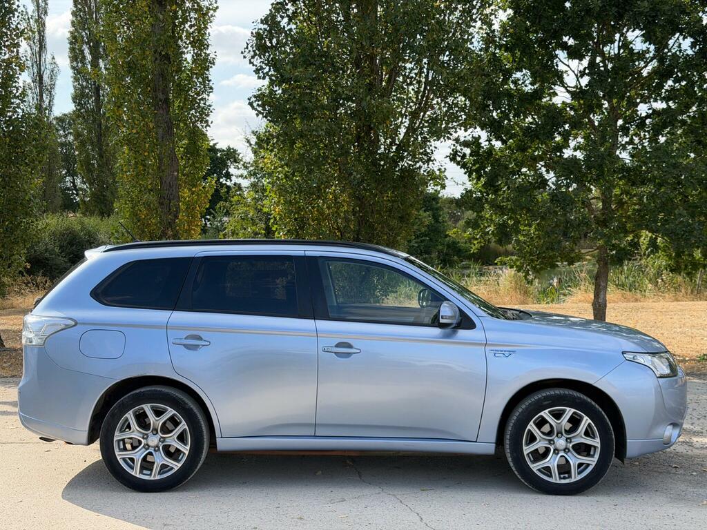 Mitsubishi Outlander 2.0 Phev Gx5h 5 Seat Family Suv 4X4 Pe Black #8