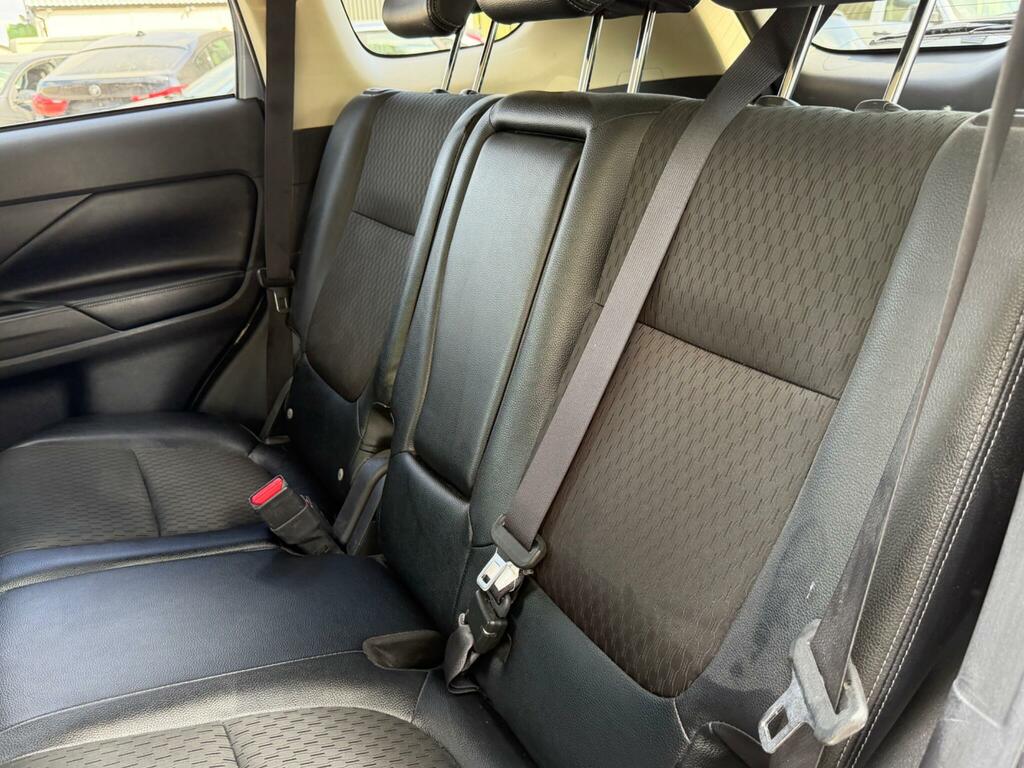 Mitsubishi Outlander 2.0 Phev Gx5h 5 Seat Family Suv 4X4 Pe Black #36