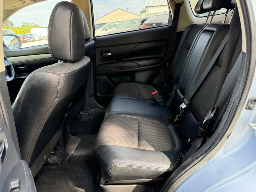 Mitsubishi Outlander 2.0 Phev Gx5h 5 Seat Family Suv 4X4 Pe Black #35