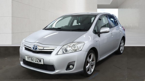 Toyota Auris T4 Silver #2