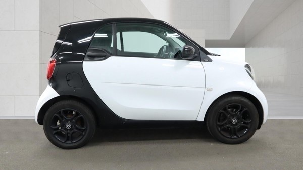 Smart Fortwo Prime Premium EF17HFG White #3