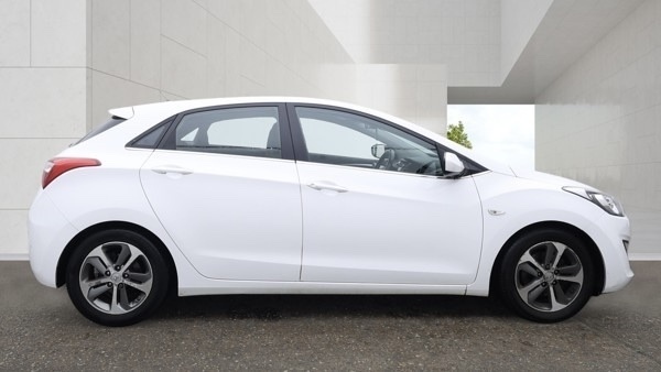 Hyundai I30 Se Blue Drive EF15UEC White #5