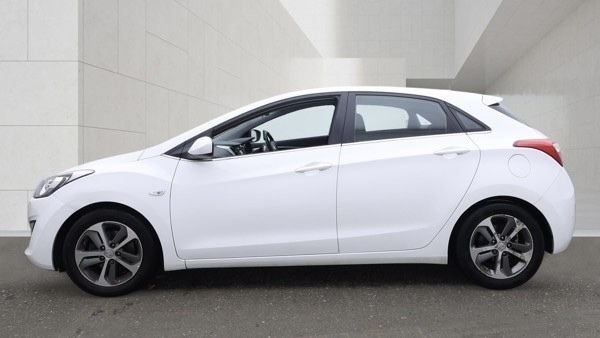 Hyundai I30 Se Blue Drive EF15UEC White #4
