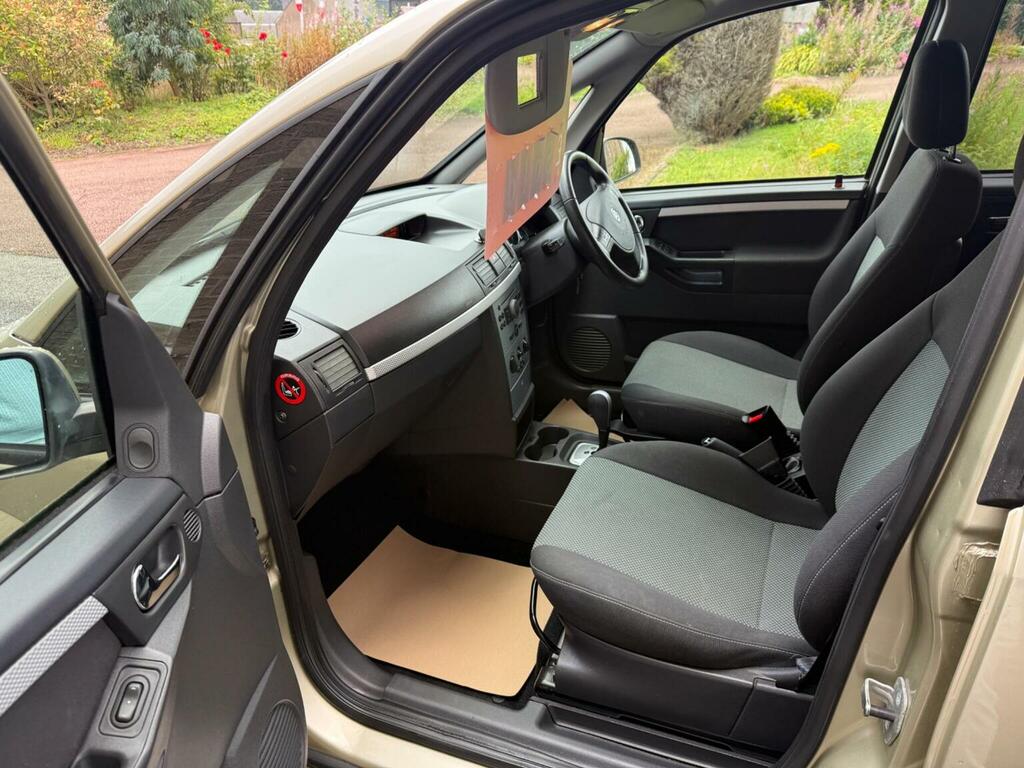 Vauxhall Meriva 1.6I 16V Design Easytronic Ac Gold #5