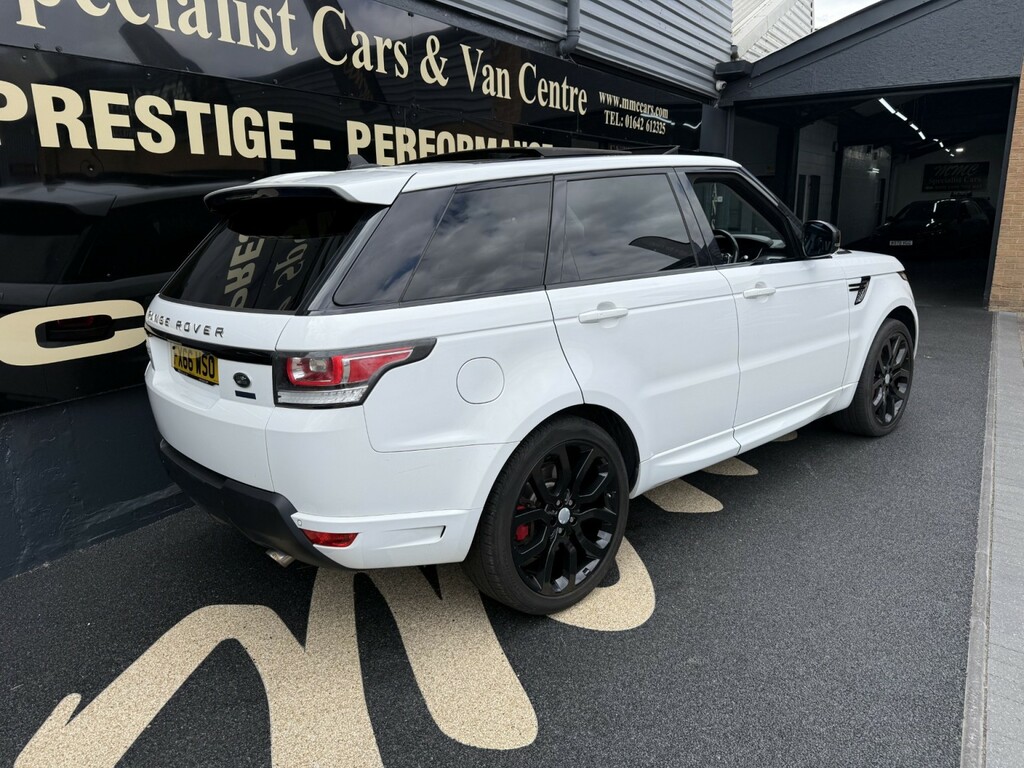 Land Rover Range Rover Sport Suv 4.4 Sd V8 Dynamic 2016 White #3