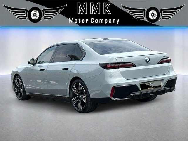 BMW i7 105.7Kwh M Sport Saloon Grey #5