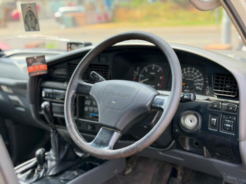 Toyota Land Cruiser 2.5 Td II #11