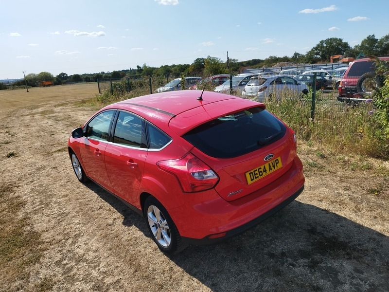 Ford Focus Zetec Red #5