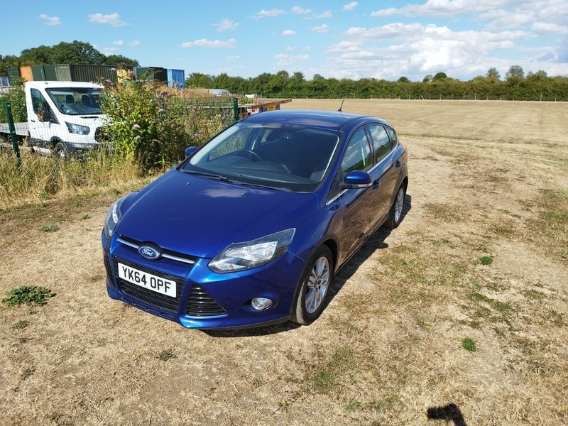 Ford Focus Titanium Navigator Blue #2