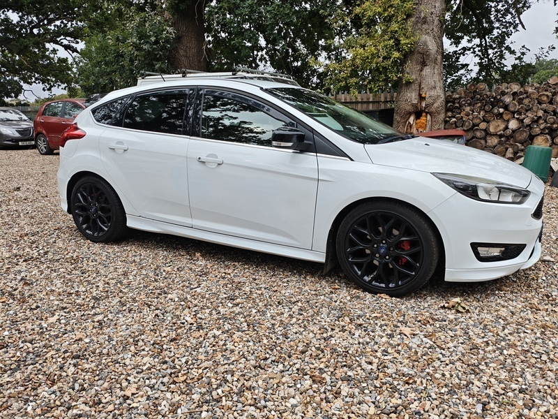 Ford Focus Zetec S SX65CCK White #4