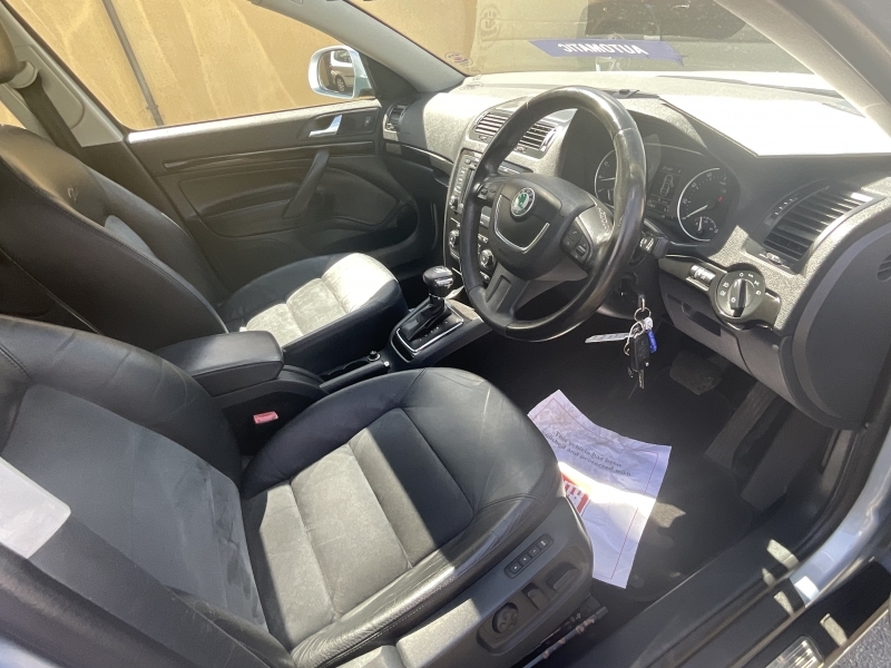 Skoda Octavia 1.8 Tsi Elegance Dsg Euro 4 Blue #10