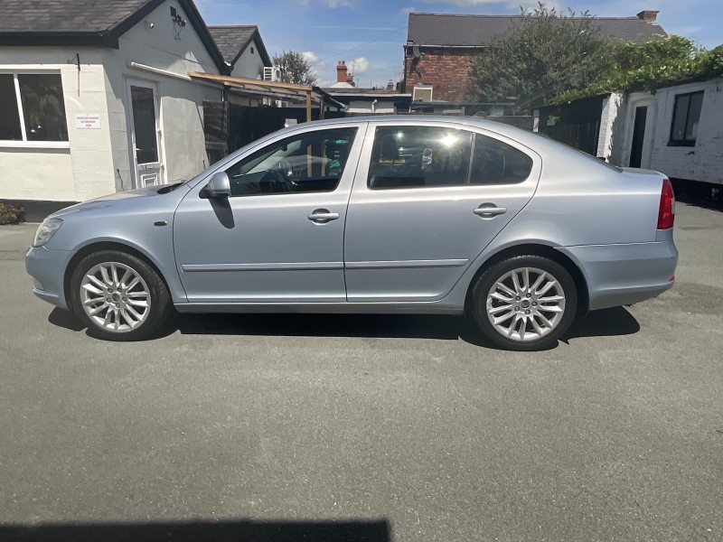 Skoda Octavia 1.8 Tsi Elegance Dsg Euro 4 Blue #17