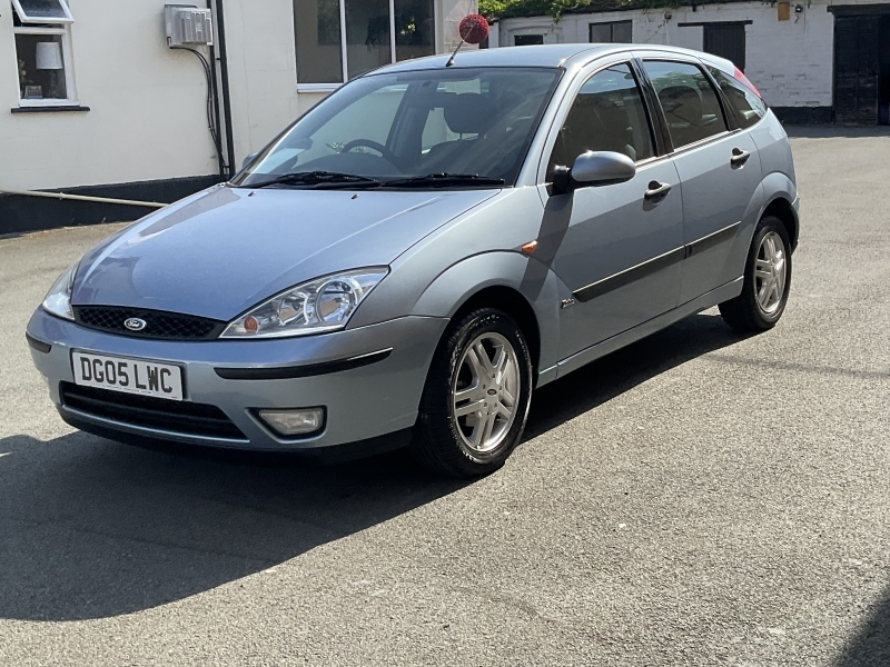 Ford Focus 1.6 LX Hatchback 161 Gkm, 99 B Black #21