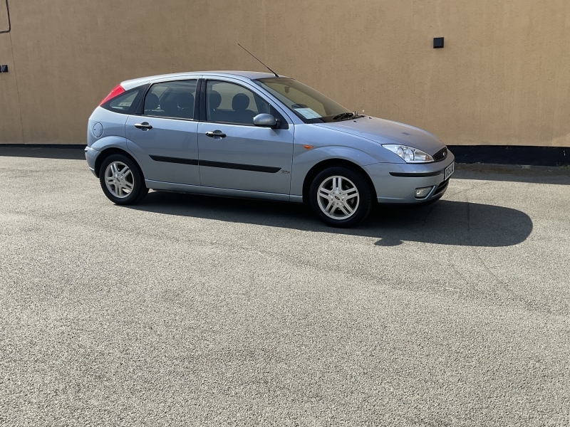 Ford Focus 1.6 LX Hatchback 161 Gkm, 99 B Black #22