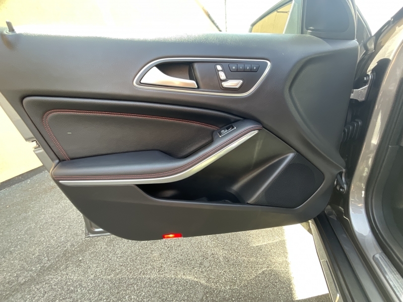 Mercedes-Benz GLA Class 220 Amg Line Prem Grey #5