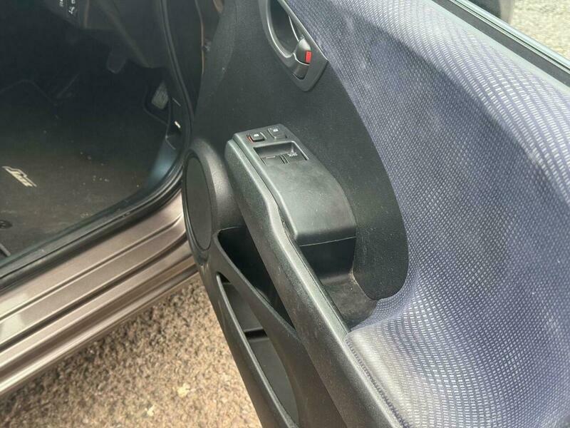Honda Jazz Hatchback 1.4 I-vtec Ex Euro 5 201212 Blue #32