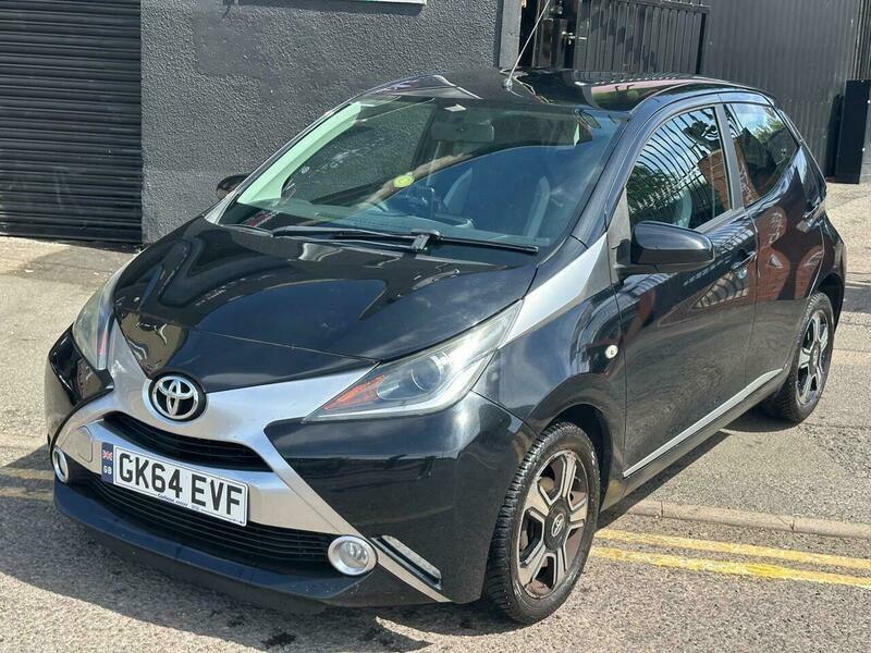 Toyota Aygo 1.0 Vvt-i X-clusiv Euro Black #4