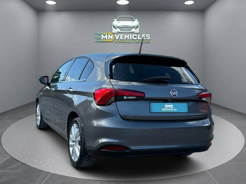 Fiat Tipo Hatchback 1.4 T-jet Lounge Hatchback Ma Black #7