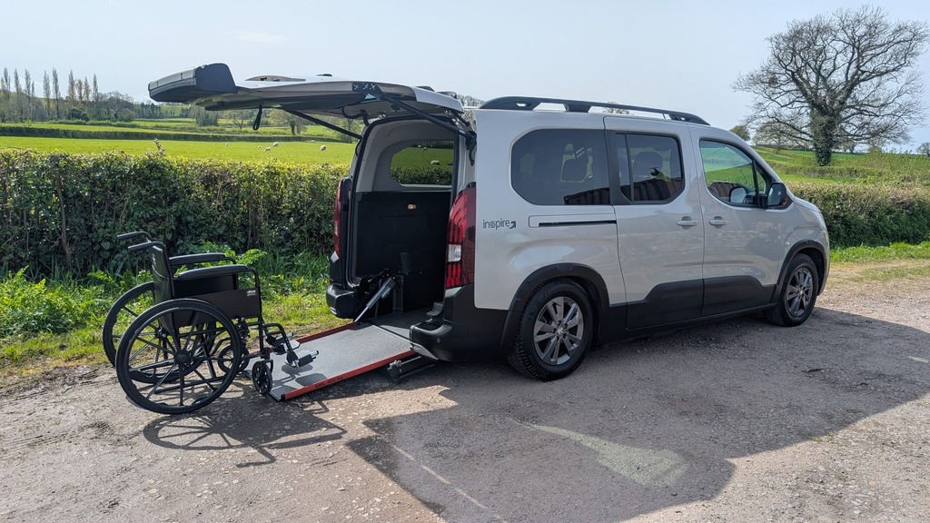 Peugeot Rifter Diesel Beige