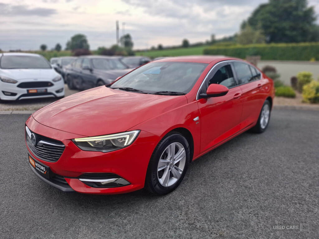 Vauxhall Insignia 1.6 Turbo D 136 Sri Nav Red #2