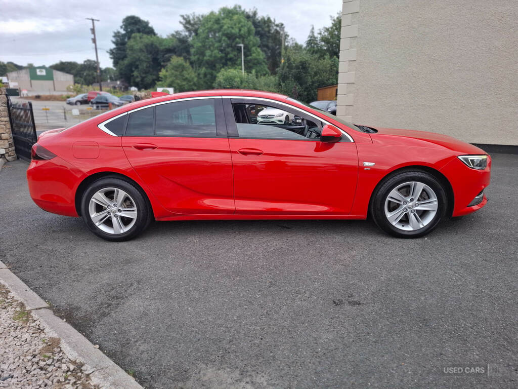 Vauxhall Insignia 1.6 Turbo D 136 Sri Nav Red #6