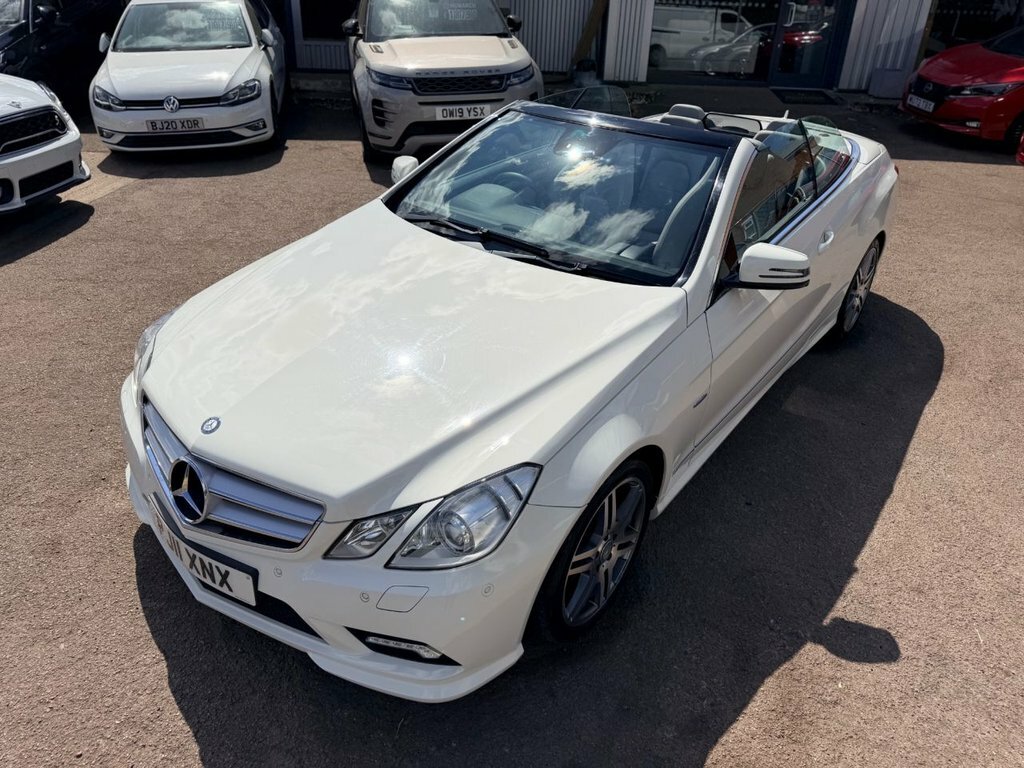 Mercedes-Benz E Class 2.1L Sport White #4
