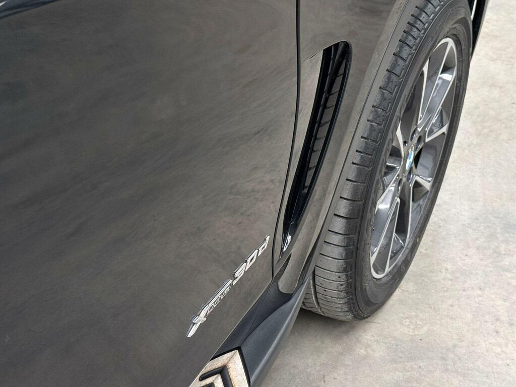 BMW X5  Black #18
